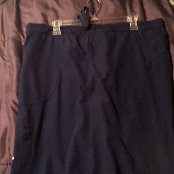 Scrub skirt - Picture 3 of 5